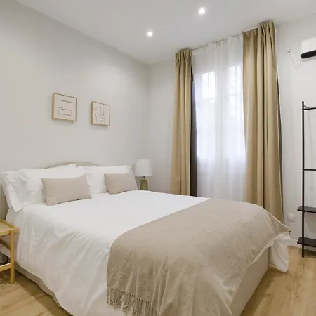 아파트 Lufia Flats 3