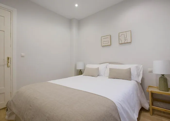 Apartament Lufia Flats 3 *